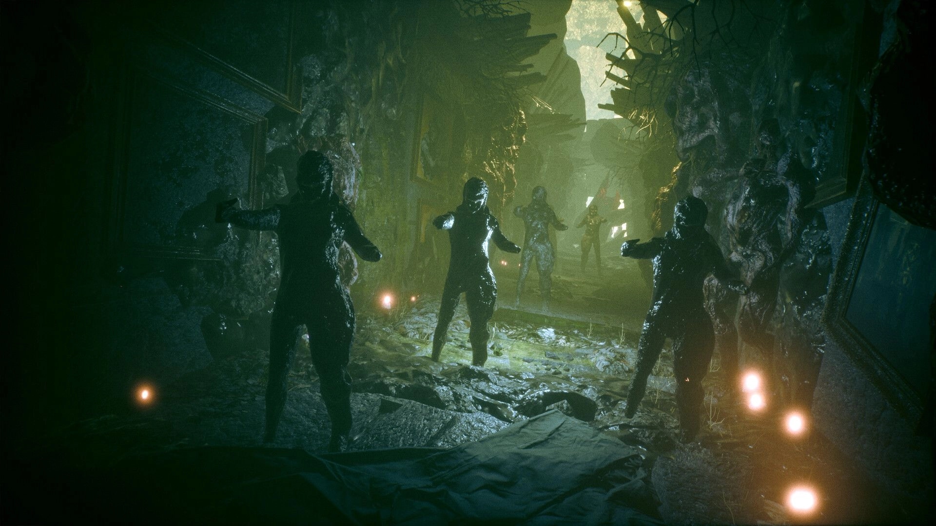 ASTHENIA: Player faces four glossy humanoid enemies in a green-lit fleshy corridor with sparks.