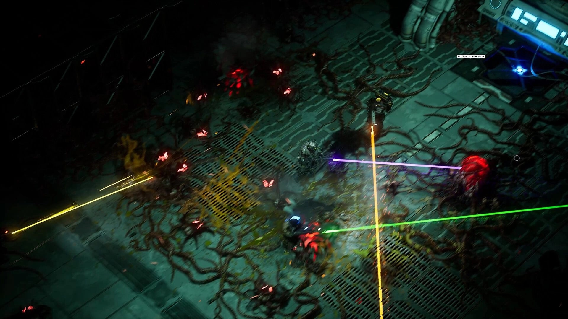 DarkSwarm: Operators engage aliens with colored lasers in a dark, infested colony corridor.