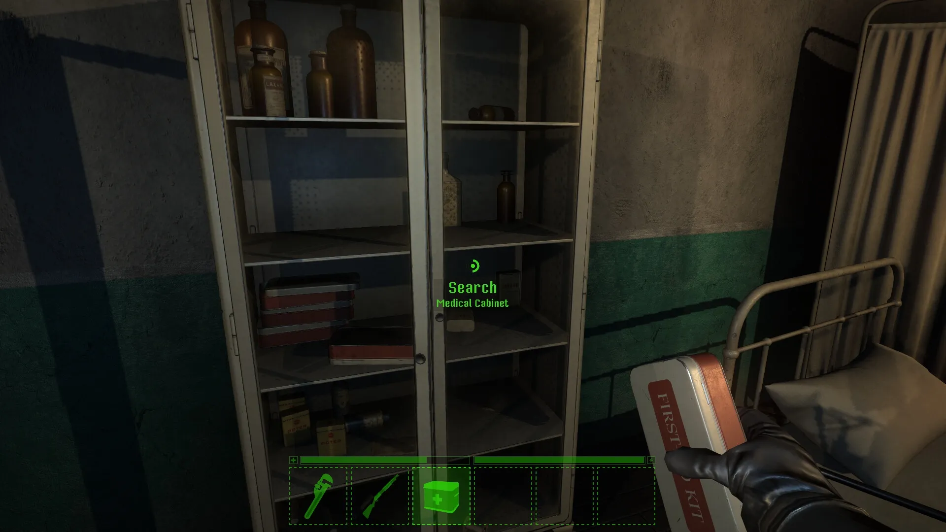 Darkwater: Player searches medical cabinet in dimly lit room, inventory menu with items visible