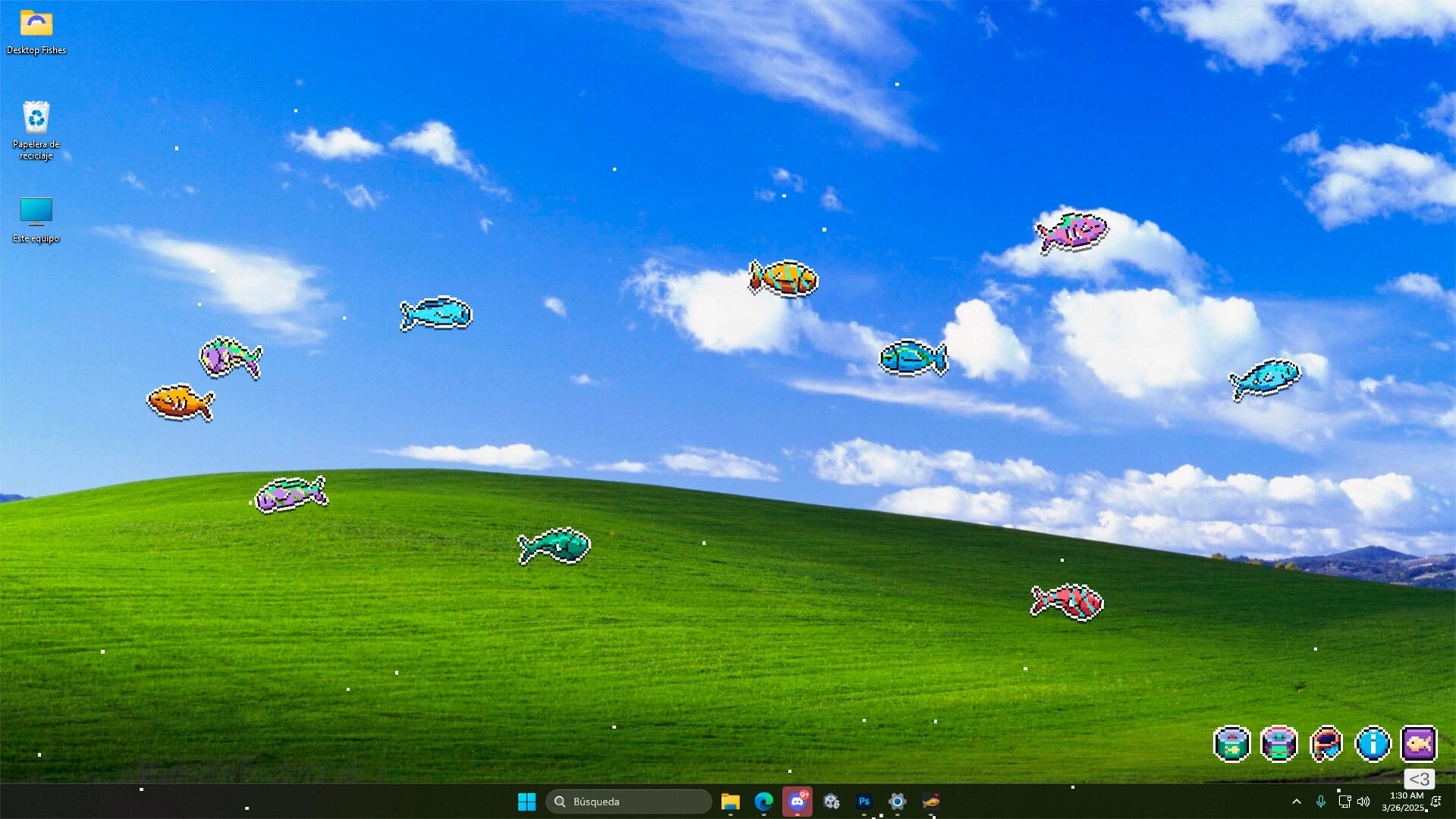 Desktop Fishes: Pixel-art fish swimming over classic Windows desktop with toolbar icons visible