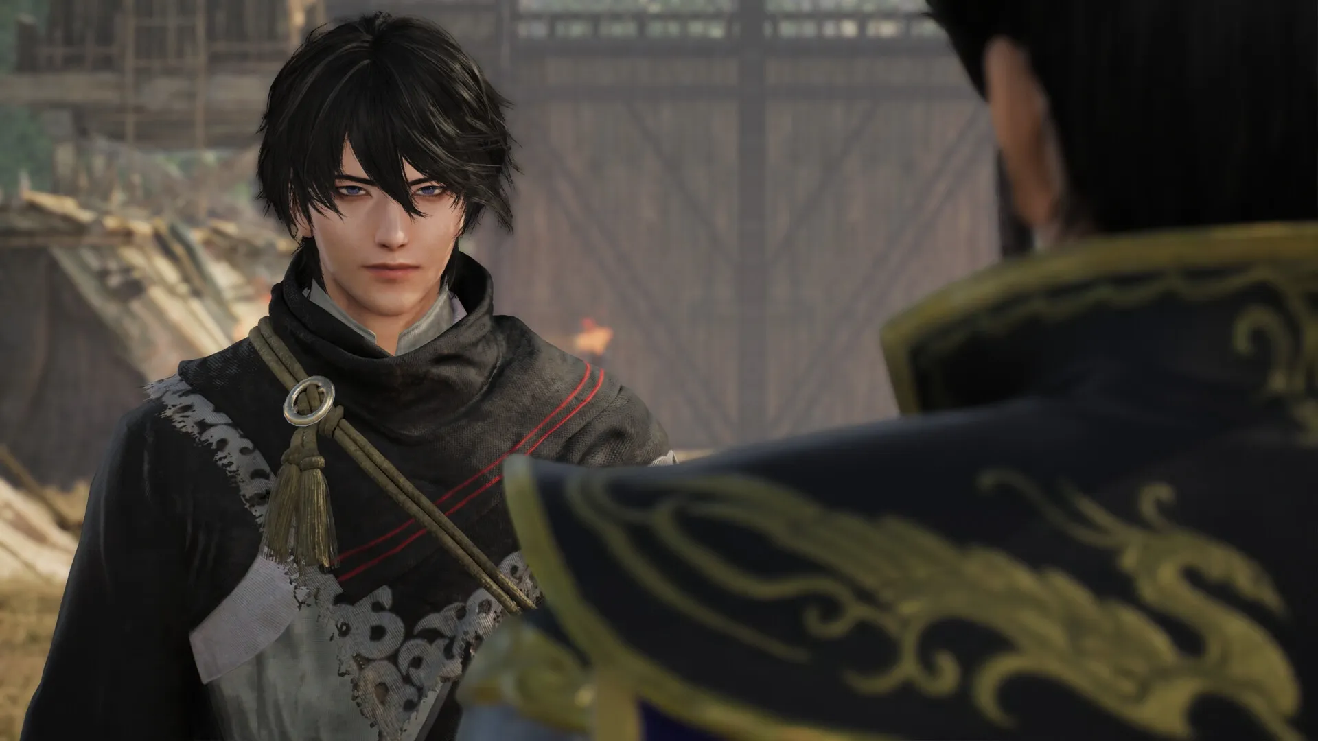 DYNASTY WARRIORS: Intense character dialogue in front of wooden gate during Battle of Sishui Gate.