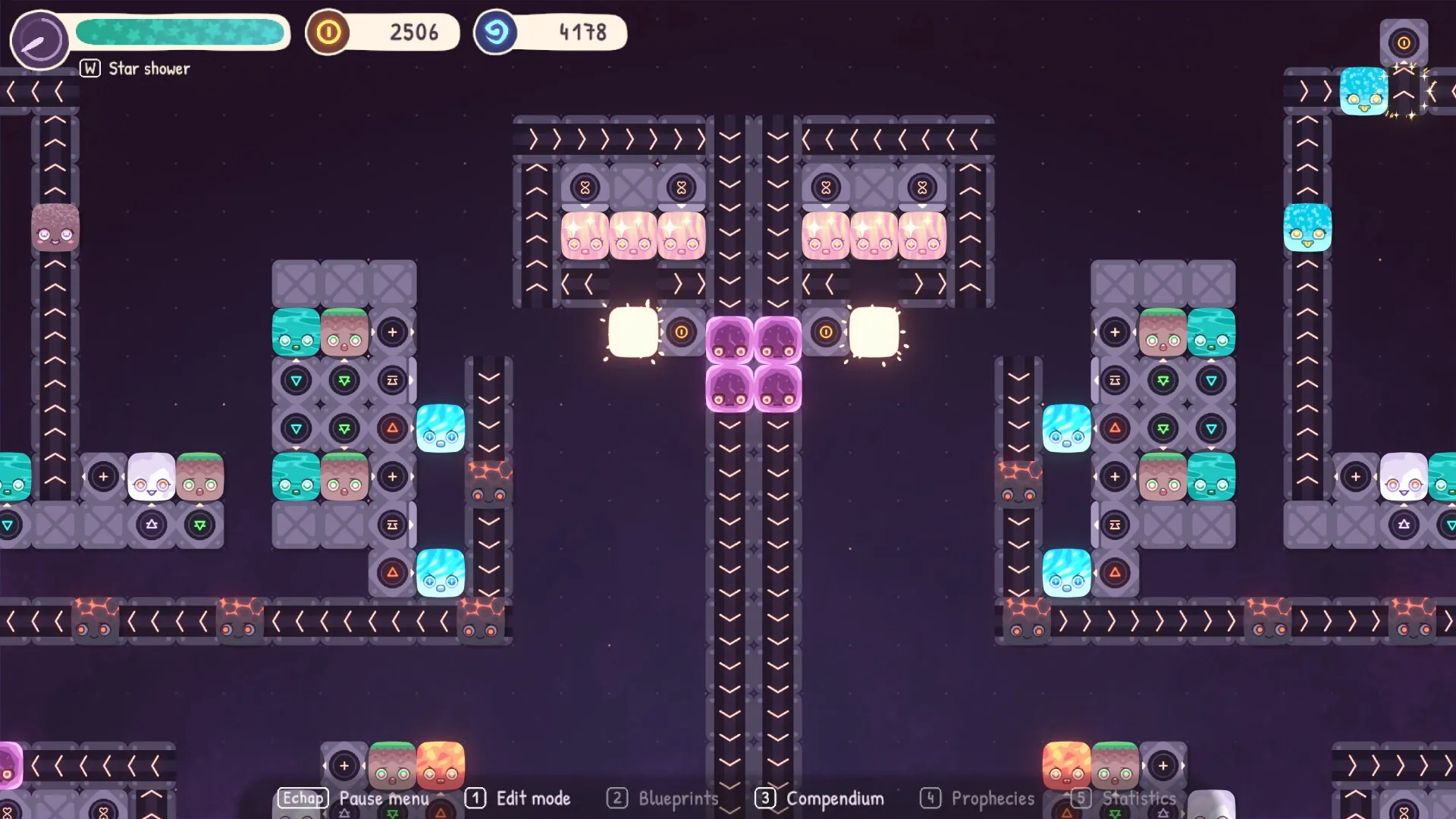 Fakutori: Conveyor belts transporting colorful blocks and elements in a dark-themed automation setting.