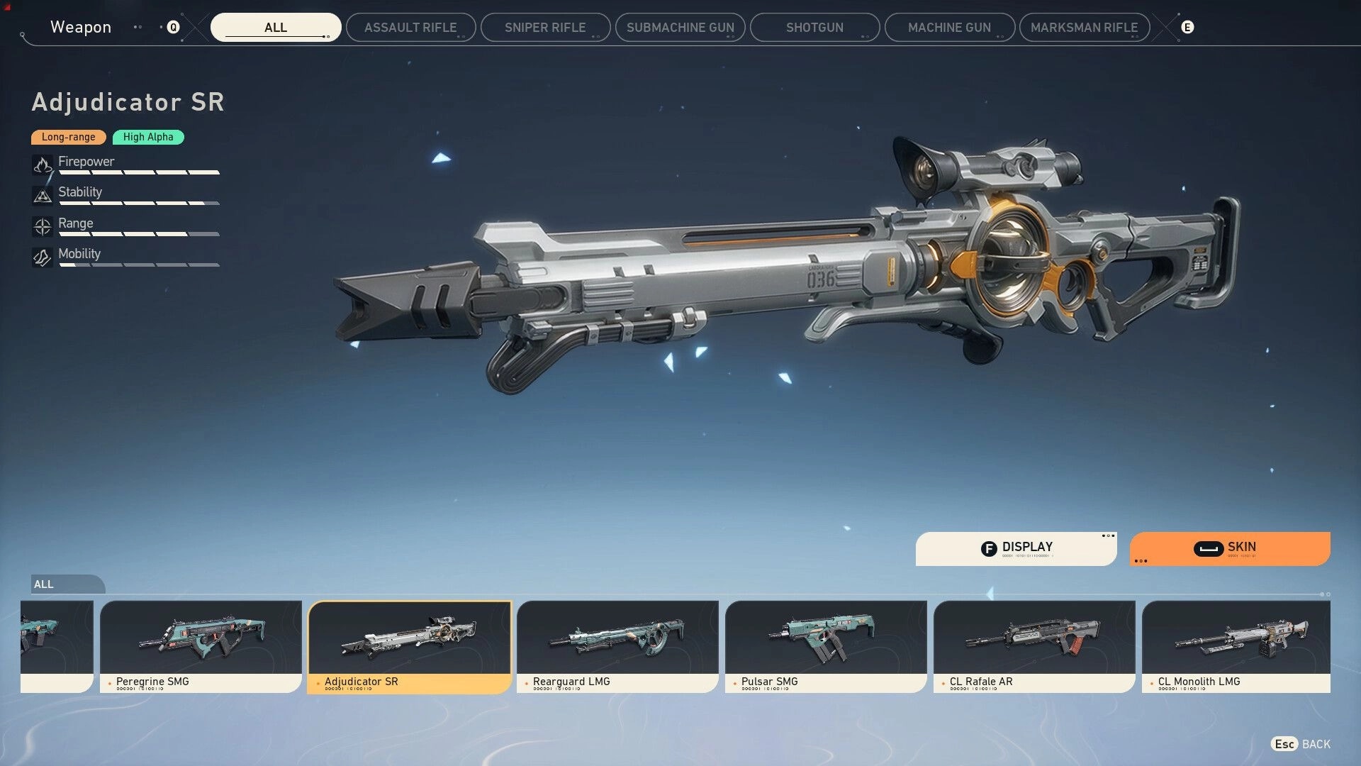 Fate Trigger: Weapon selection screen featuring the Adjudicator SR with detailed stats and options.
