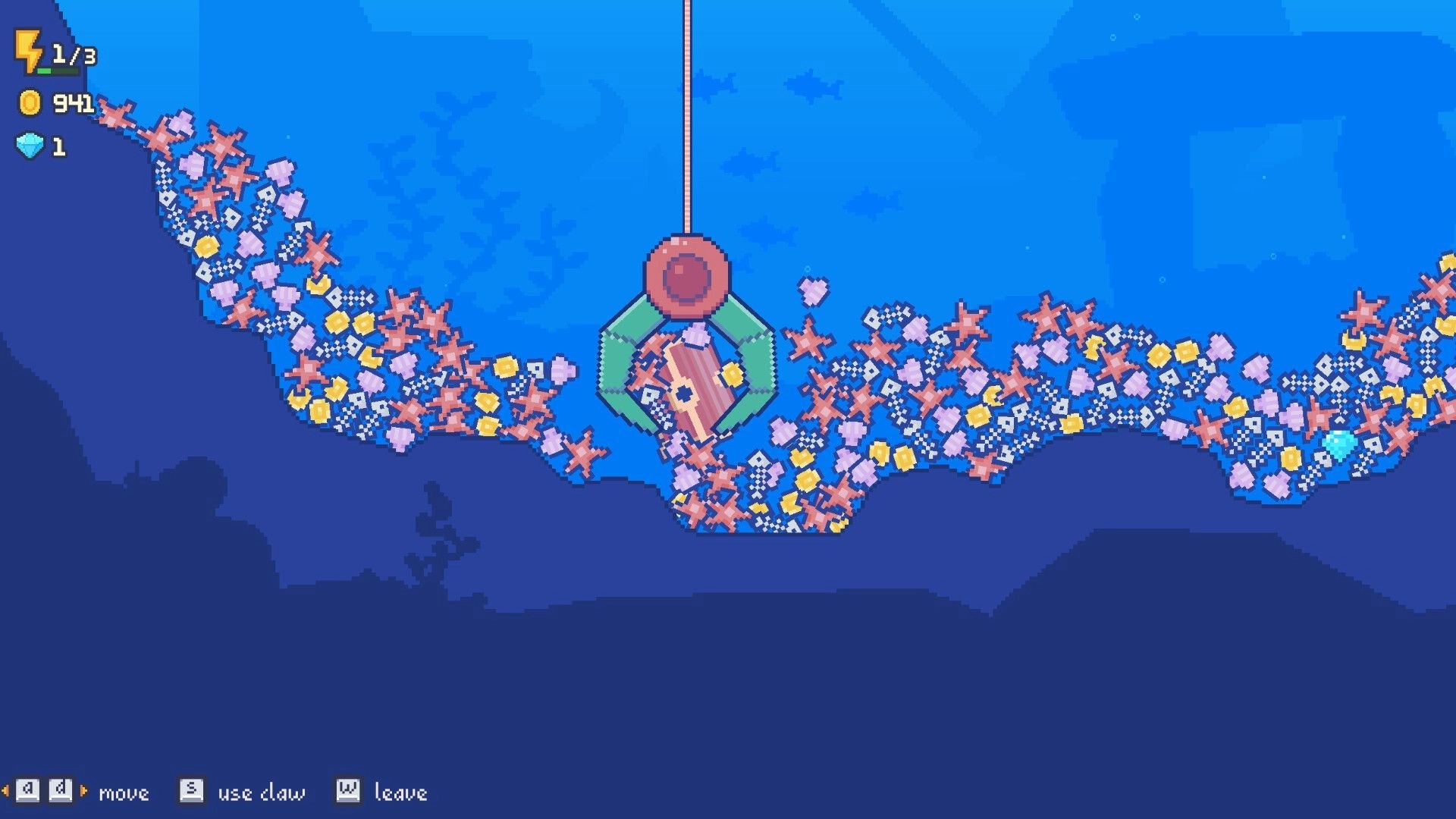 One Coin Museum: Claw crane grabs a wooden chest amid sea debris, with coin and energy counters HUD.