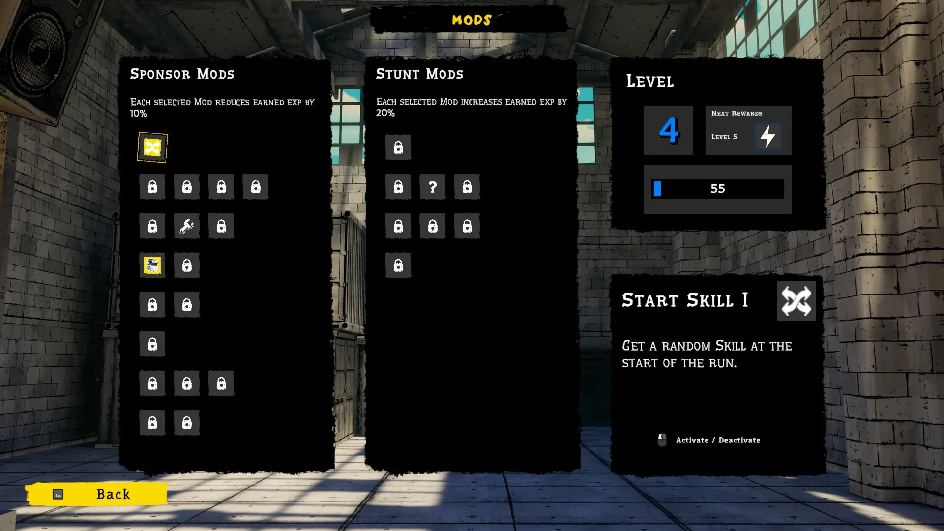 SCHROTT: Mods menu with Sponsor Mods, Stunt Mods, and Level interface in a dimly lit garage setting.
