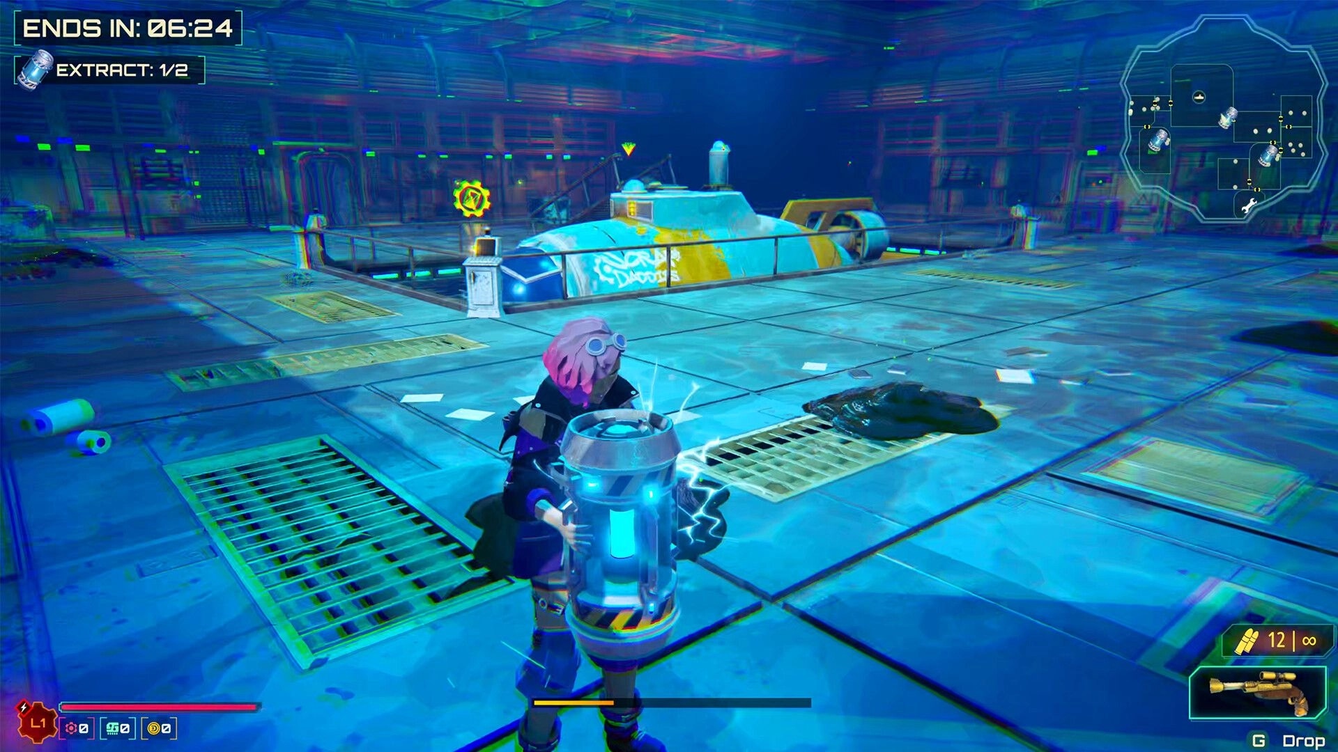 Scrap Daddies: Player holding power cell on platform with submarine and UI showing extraction status