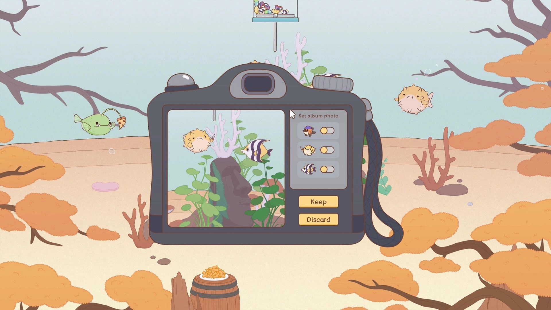 Soggy Beans: Camera interface capturing fish in an underwater scene with keep and discard photo options.