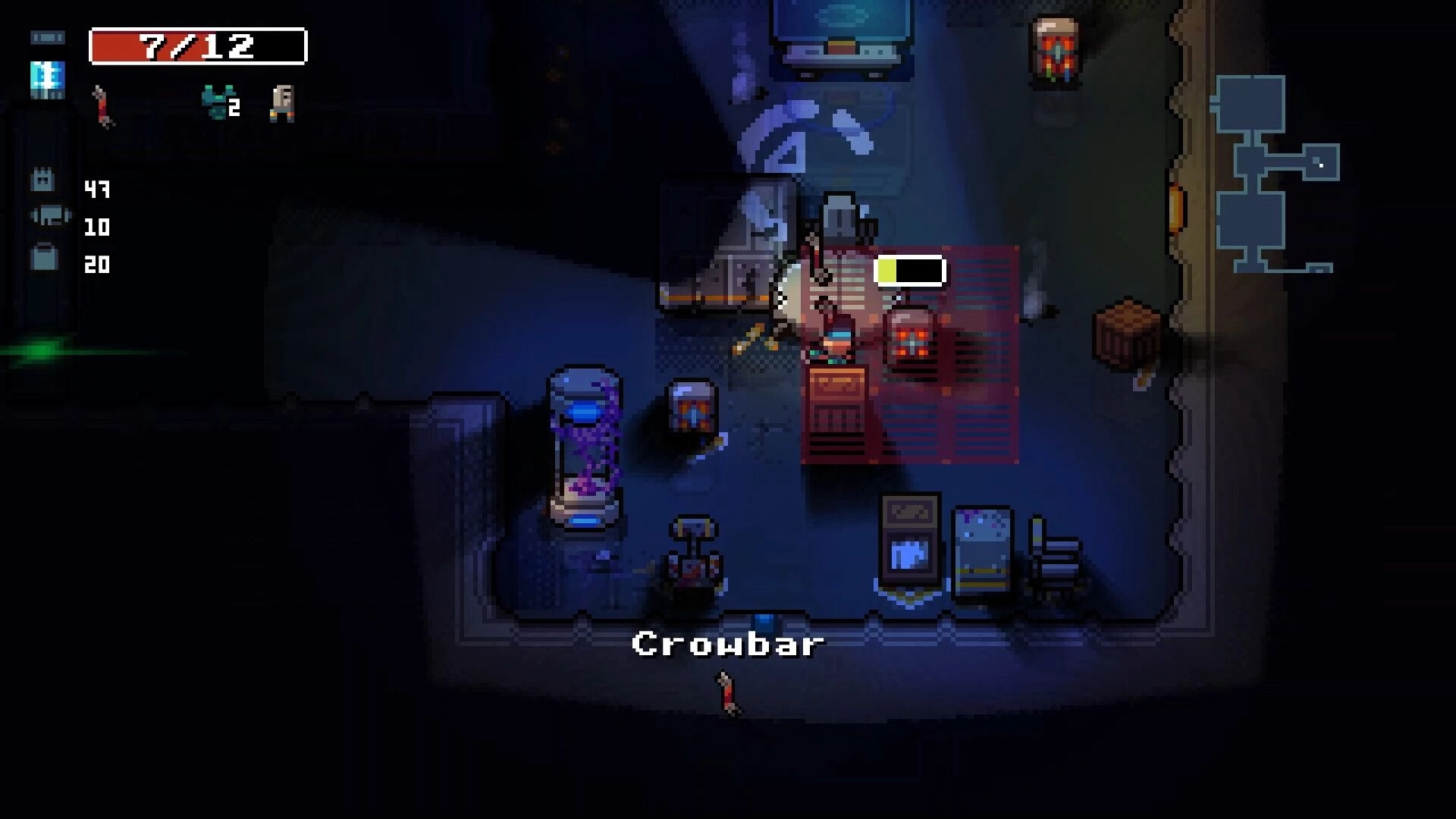 Space Grunts: Player explores dimly lit room with computer consoles and health bar at 7/12