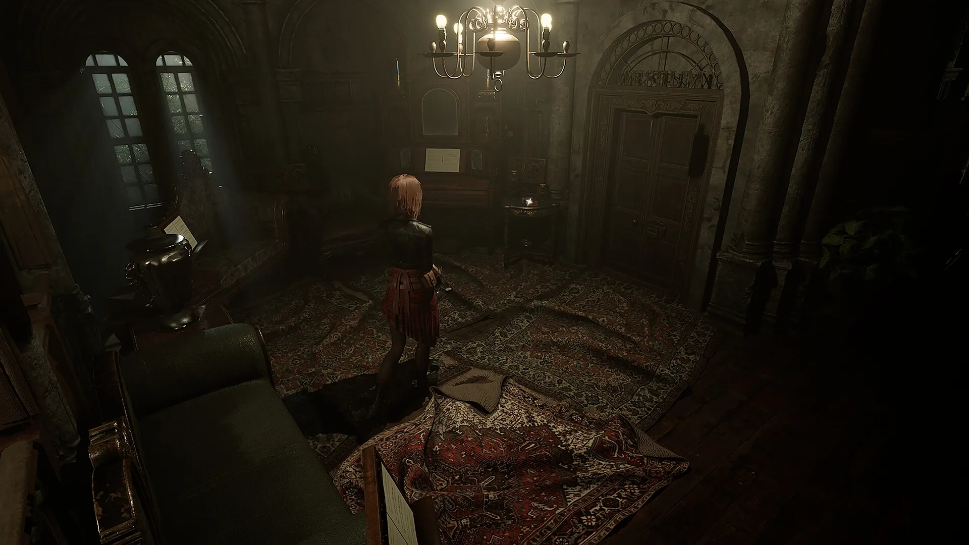 Tormented Souls 2: Caroline Walker explores dimly lit room with ornate furniture in Villa Hess.