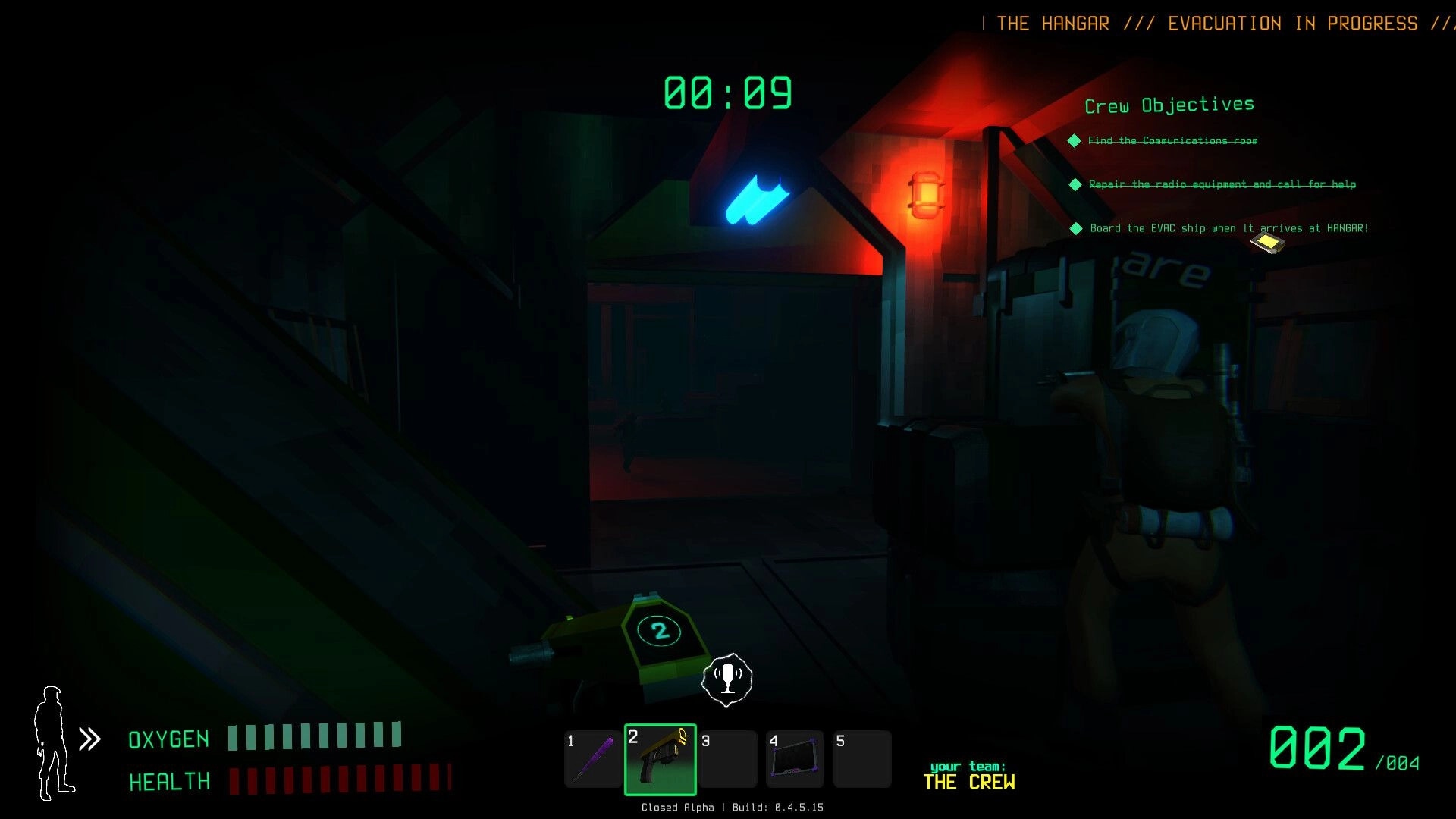 Traitors: Player navigates dimly lit space station hangar with objectives and health displayed on screen.
