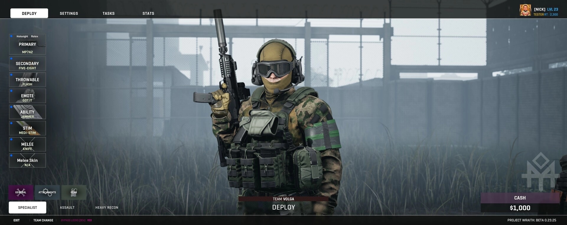 WRAITH OPS: Character selection screen with soldier in camouflage gear, weapon equipped, ready to deploy